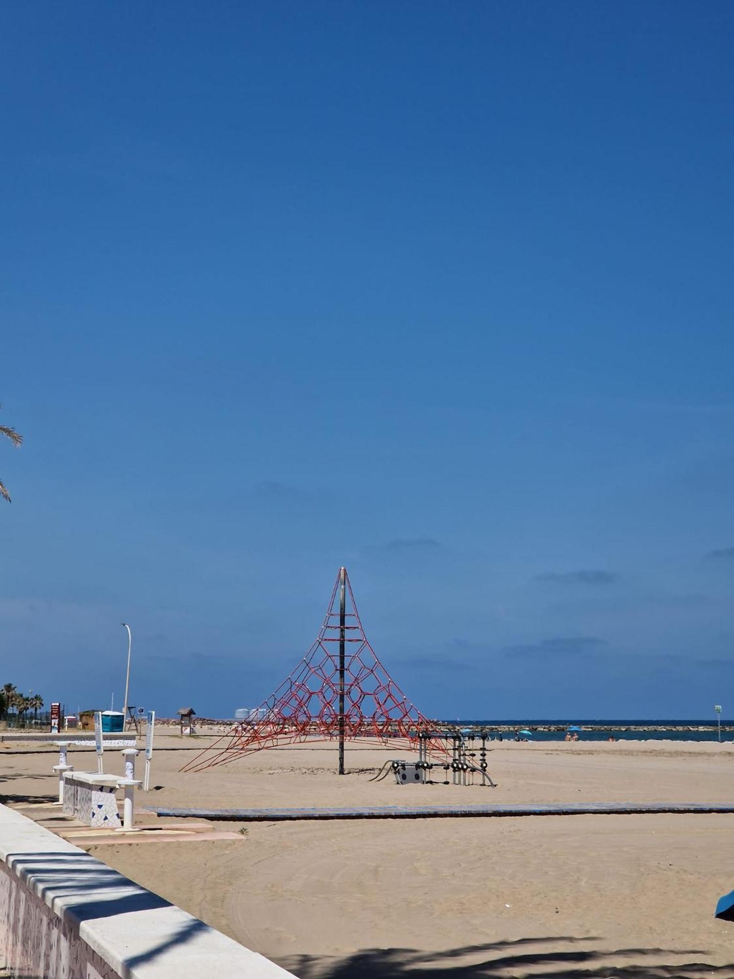 Apartamento Barbacoa, Piscina Y Playa Puebla de Farnals Dış mekan fotoğraf